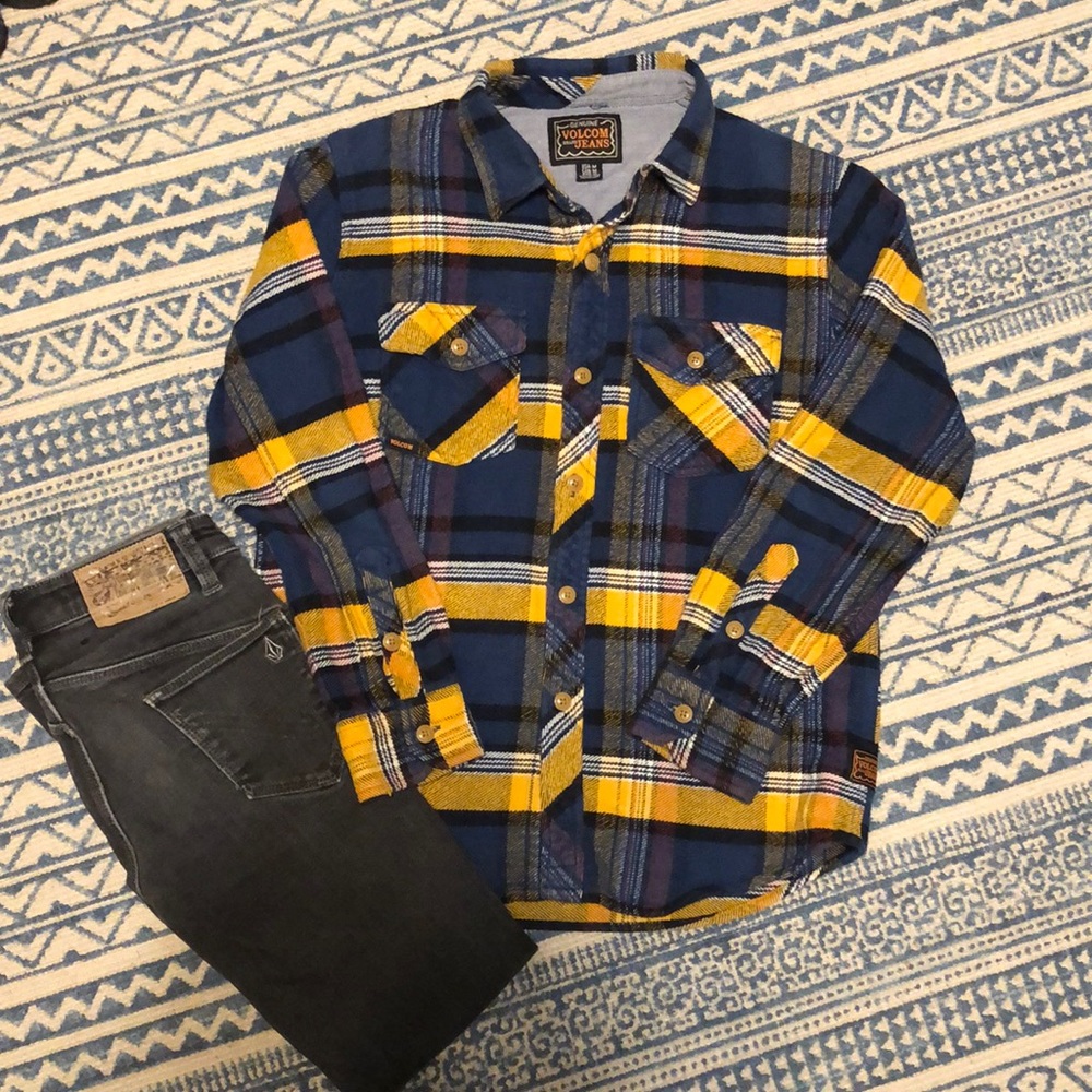 Volcom boy’s flannel shirt